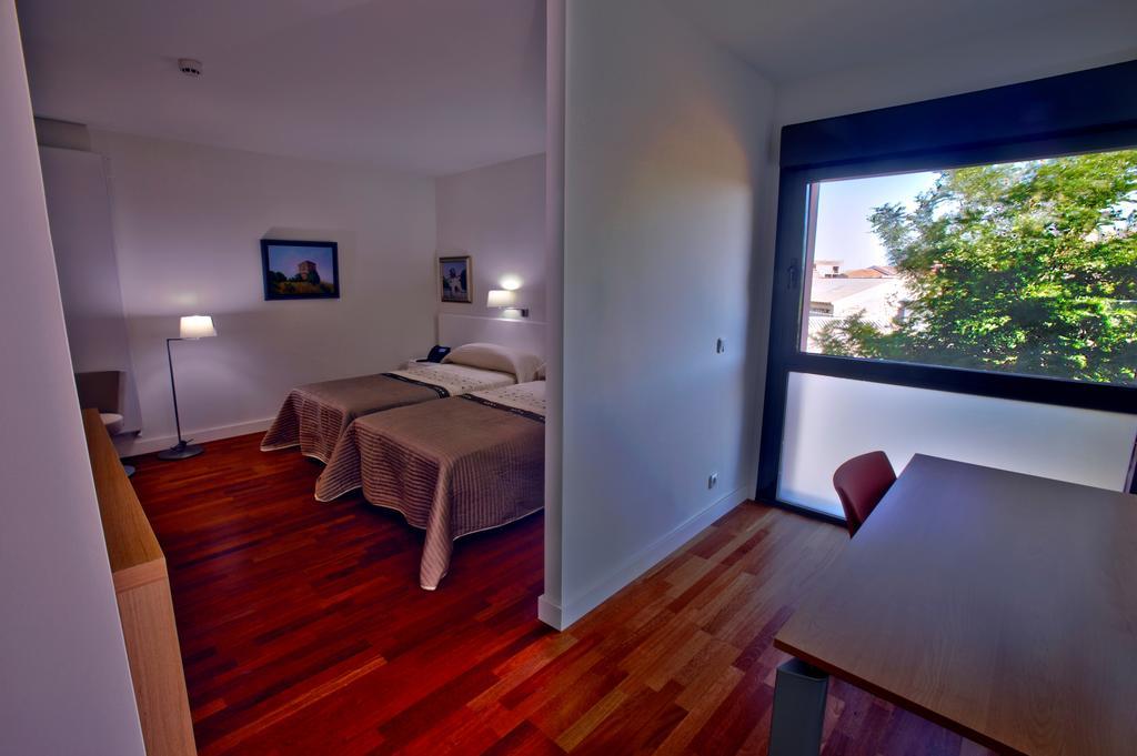 Posada San Juan De La Cruz Fontiveros Bilik gambar